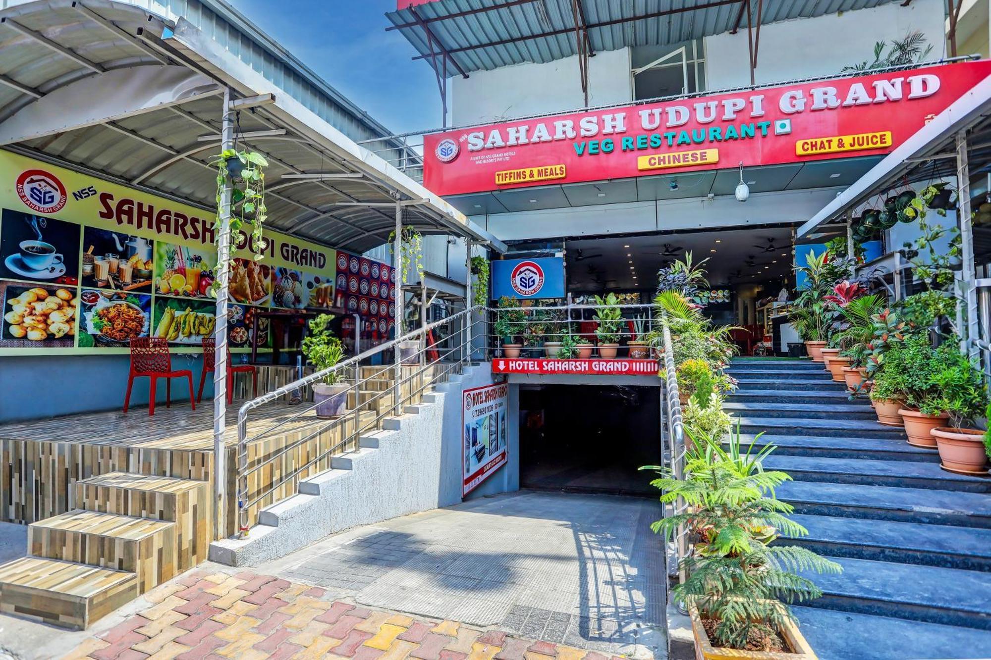 首都o 13869萨哈什大酒店 海得拉巴 外观 照片